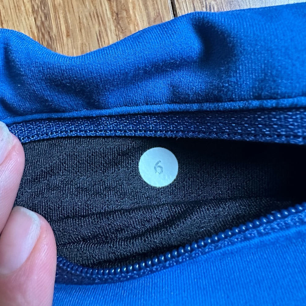 Lululemon Capri Leggings Blue Size 6 - Picture 3 of 5